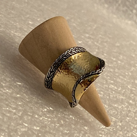 NWOT - Ladies Brushed Brass & Dark Silvertone Curved Ring - Sz 8 - Picture 9 of 11